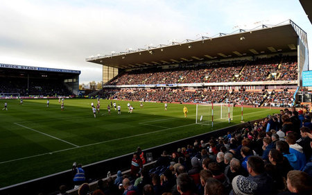 进行友谊赛 进行友谊赛