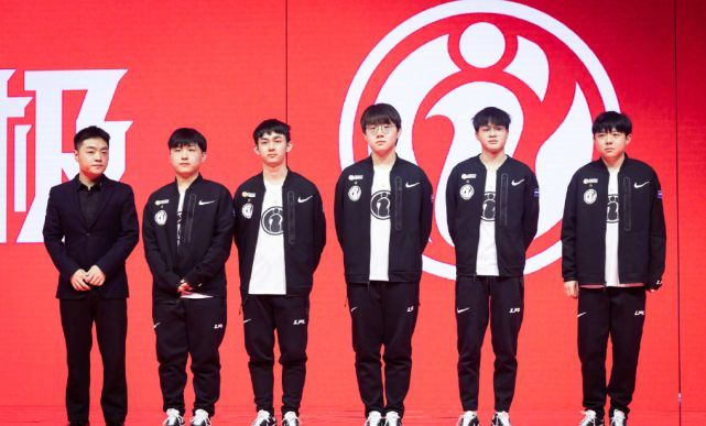 给予他们充 给予他们充