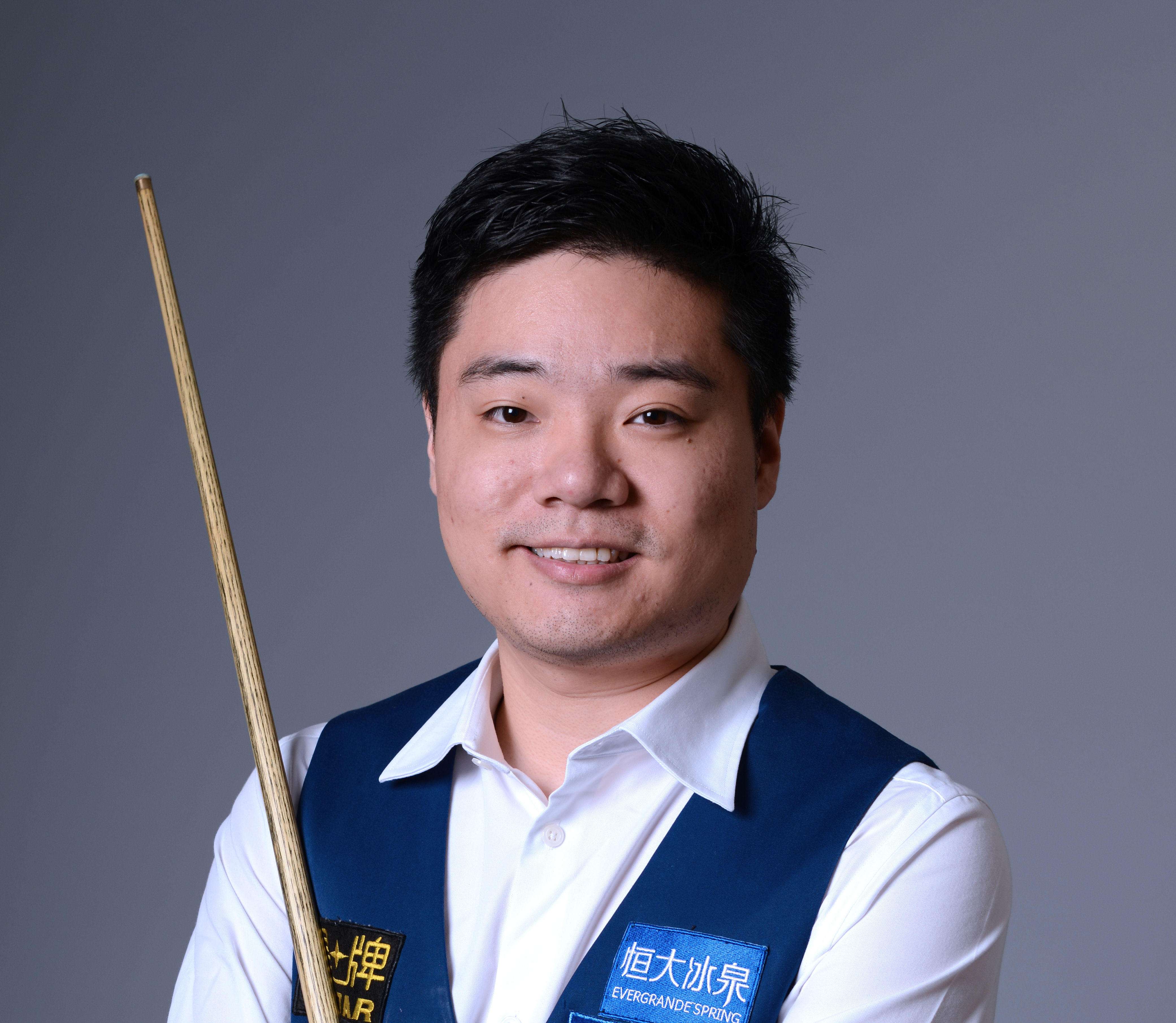 鹿的首发对 鹿的首发对